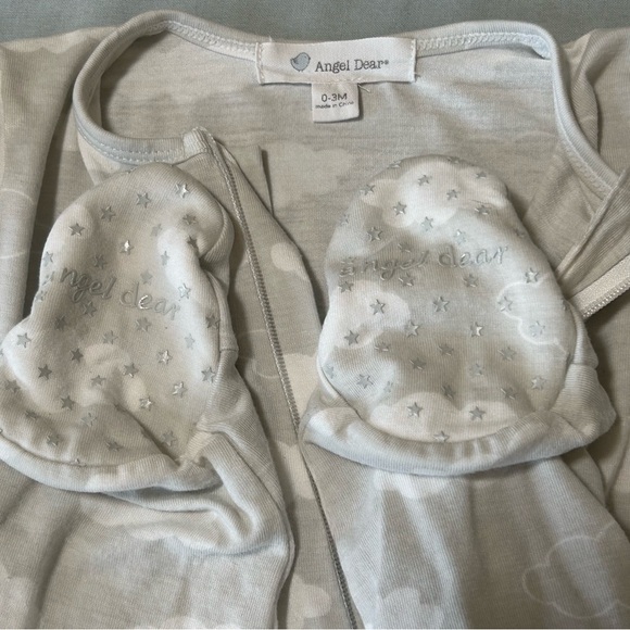 Set of 3 Angel Dear Bamboo Footie and 2 Gowns - Picture 9 of 16